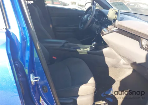 2019 Toyota C-Hr Le z USA, uszkodzony, nr VIN NMTKHMBX8KR084831